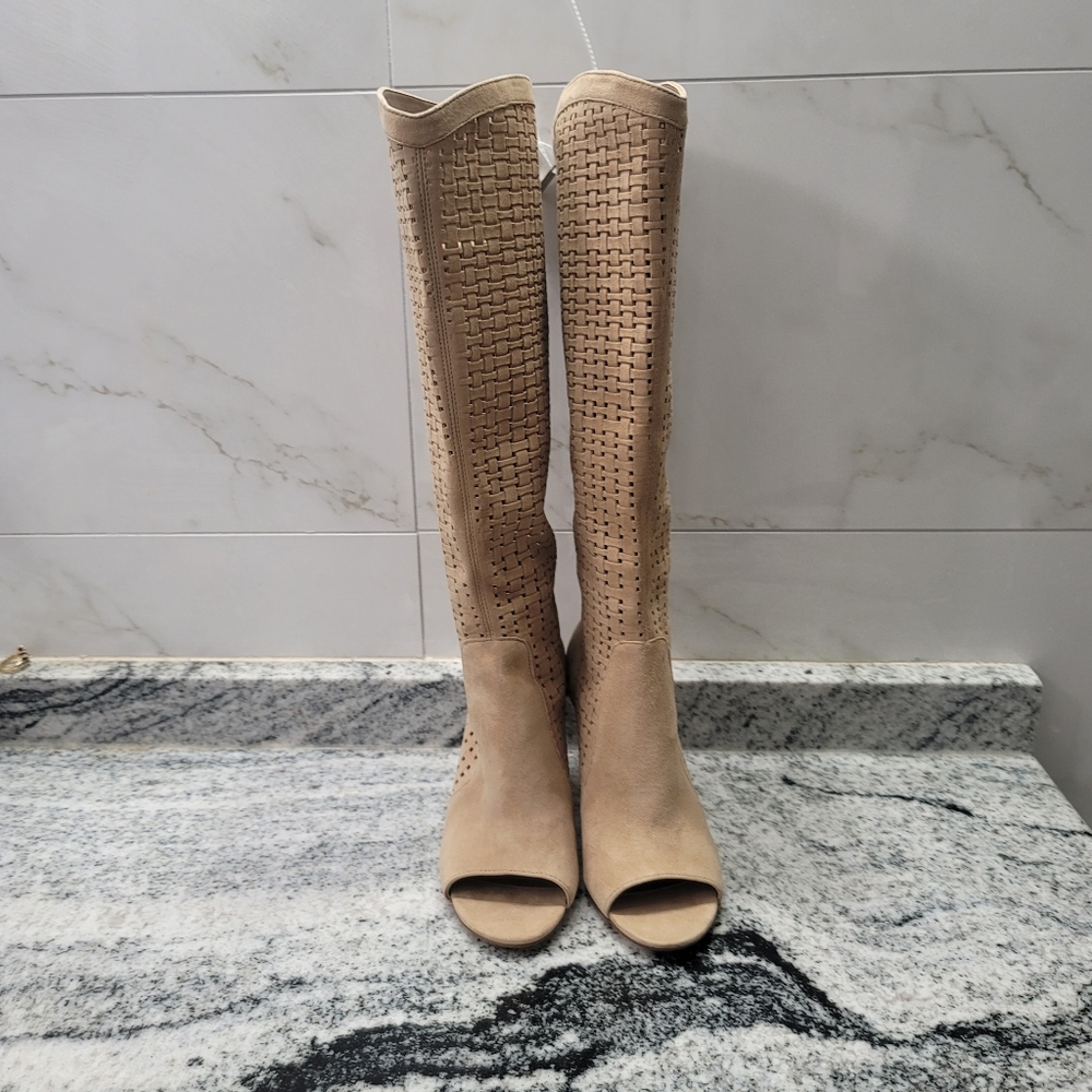 VINCE CAMUTO SHELRICA  OPEN  TOES WOVEN BOOT - Picture 4 of 12